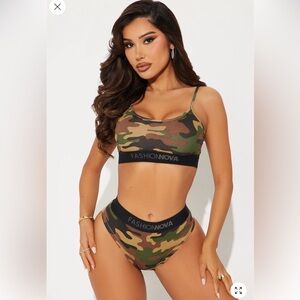 Fashion nova cami And Thong set - Camouflage